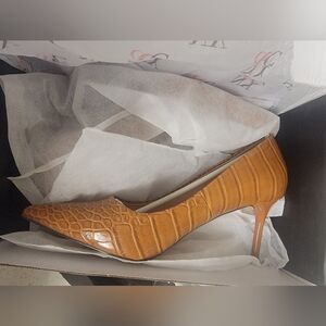 New York & Company Women's Croc Embrossed Pump Heels NWT